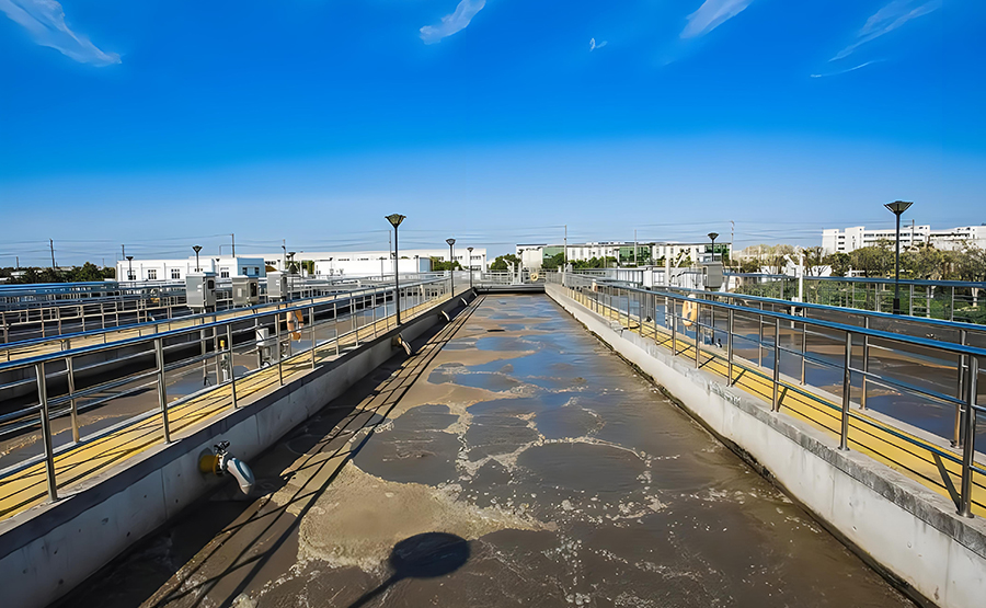 離心脫水機：如何在處理量、環(huán)境與成本間找到完美平衡